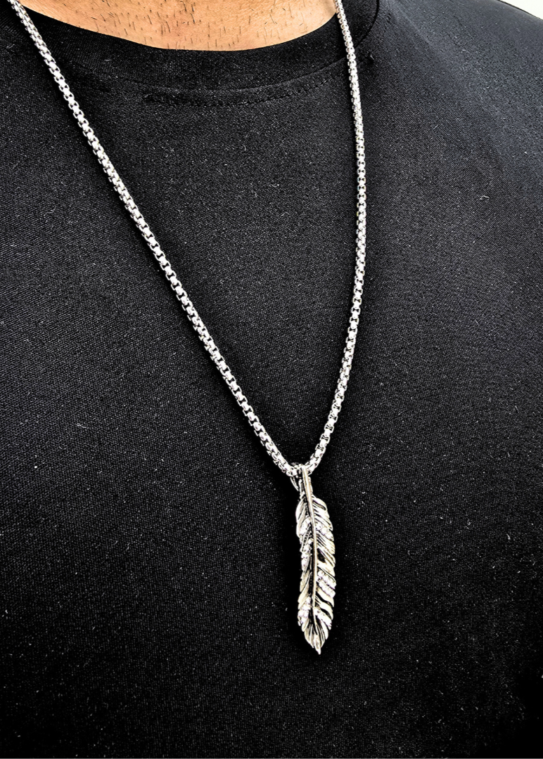 Silver Drift Feather Necklace