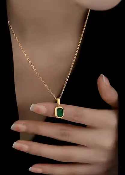 Emerald Pop Pendant
