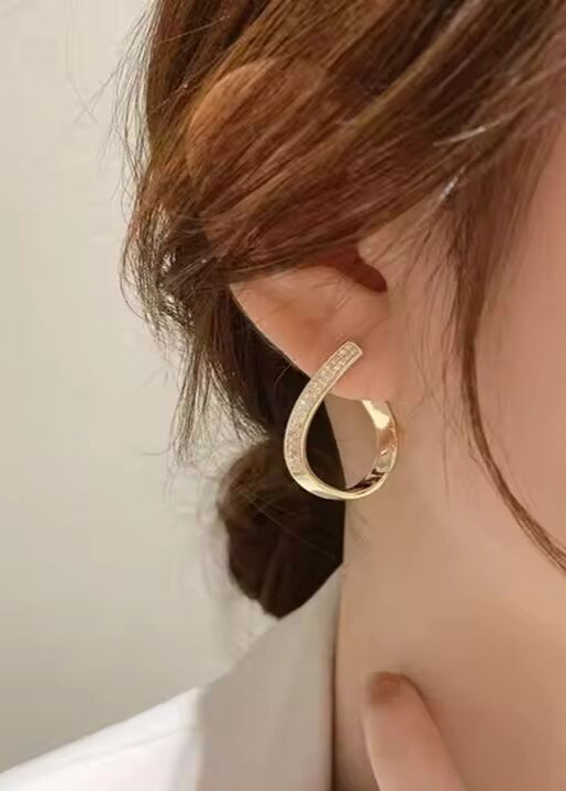 Sleek Twist Hoops
