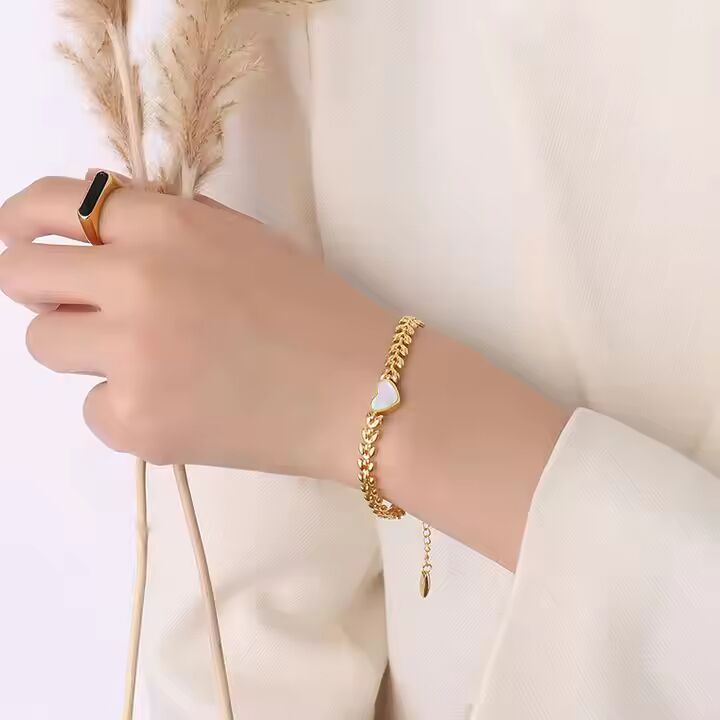 White Heart Link Bracelet